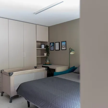 Center - Free Parking, Netflix And Wifi