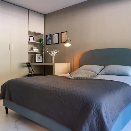 Center - Free Parking, Netflix And Wifi