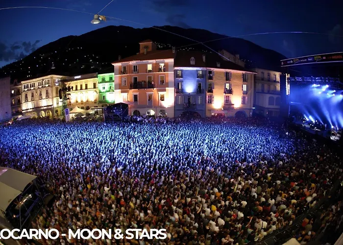 Center - Free Parking, Netflix And Wifi * ロカルノ