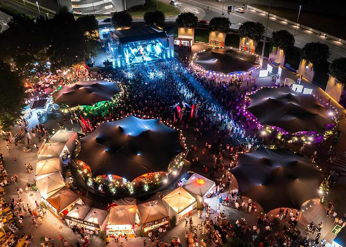 Center - Free Parking, Netflix And Wifi