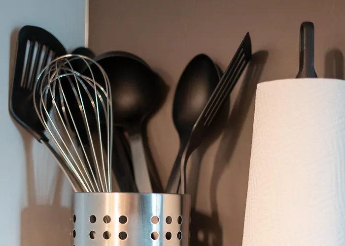 Center - Free Parking, Netflix And Wifi