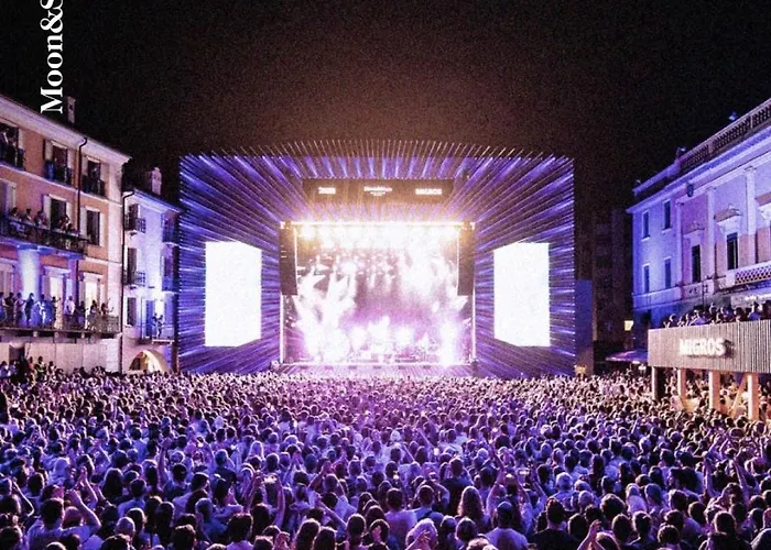 Center - Free Parking, Netflix And Wifi *