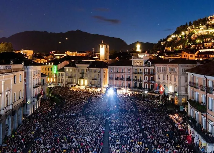アパート Center - Free Parking, Netflix And Wifi *