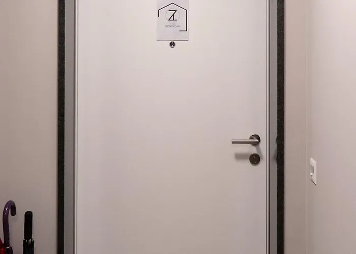 Center - Free Parking, Netflix And Wifi アパート